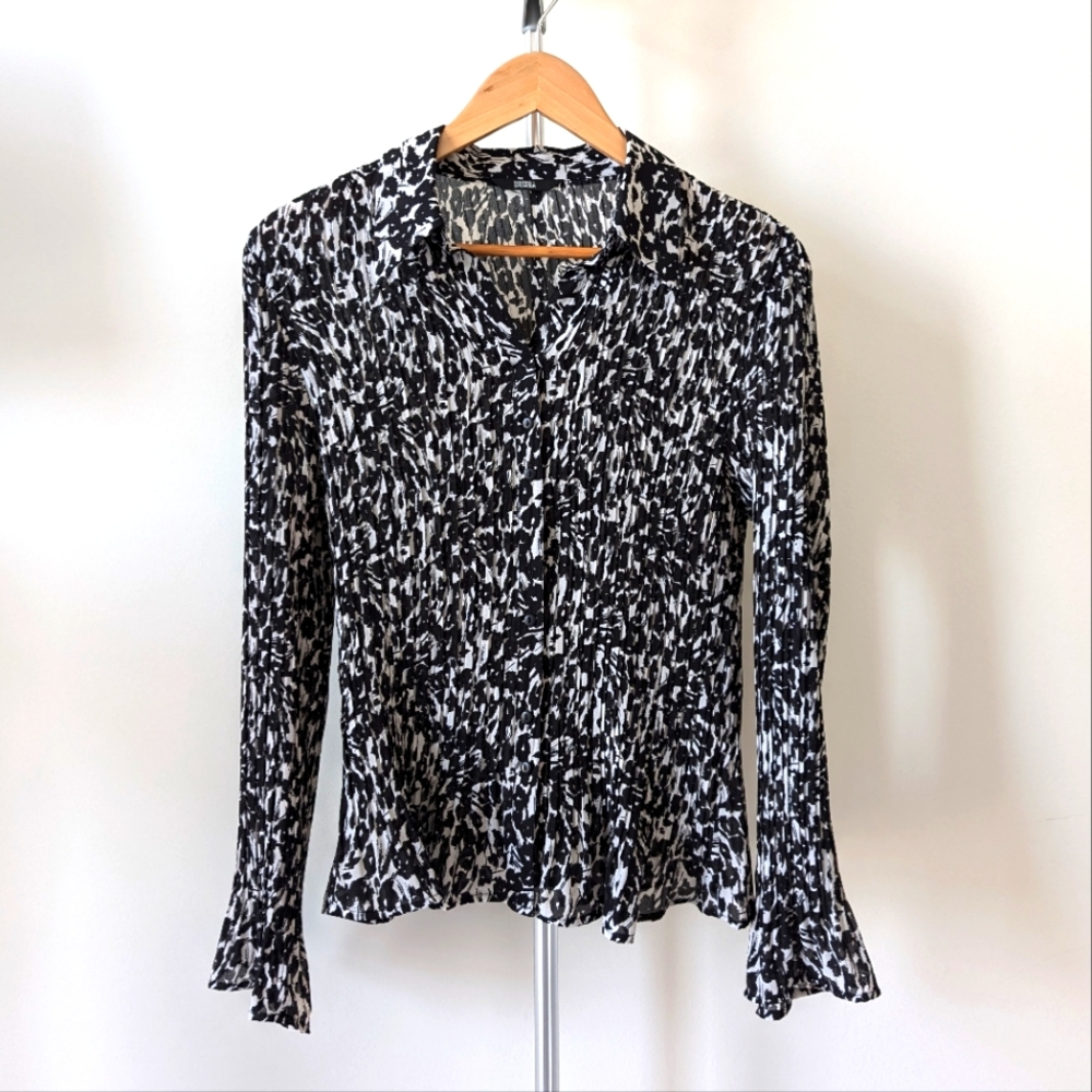NWOT Marks & Spencer Button Up Blouse
